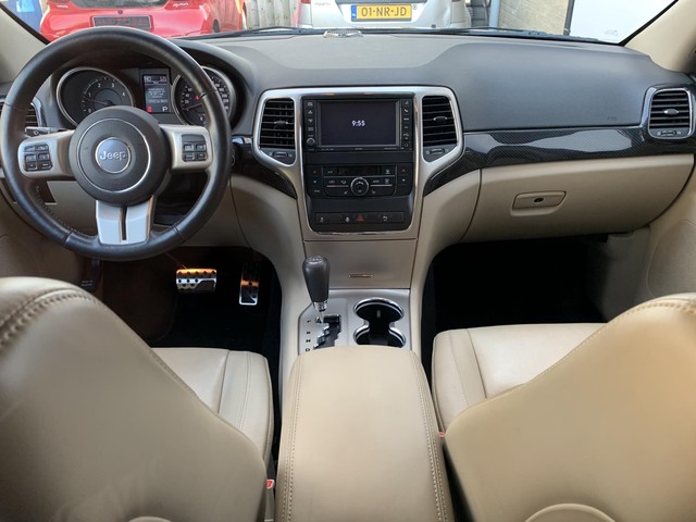 30185055-8.jpg