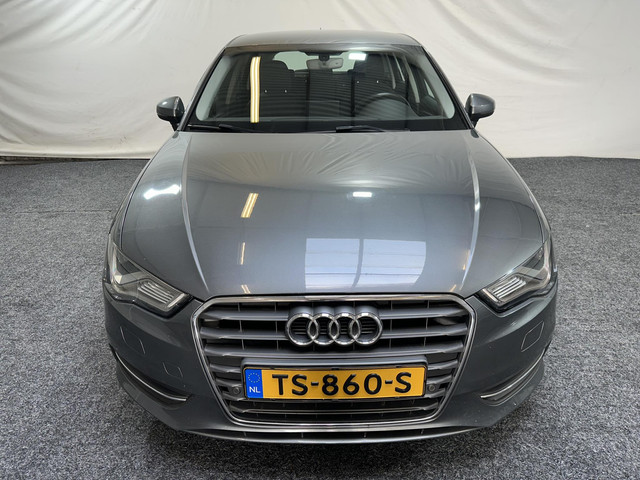 38427712-12.jpg