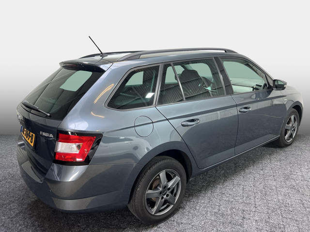 43116969-4.jpg